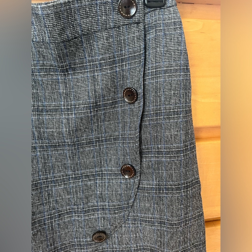 Mini skirt - Picture 3 of 3